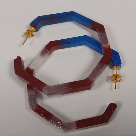 CLEARANCE Red, white and blue resin geometric hoop earrings - Picture 3 of 4